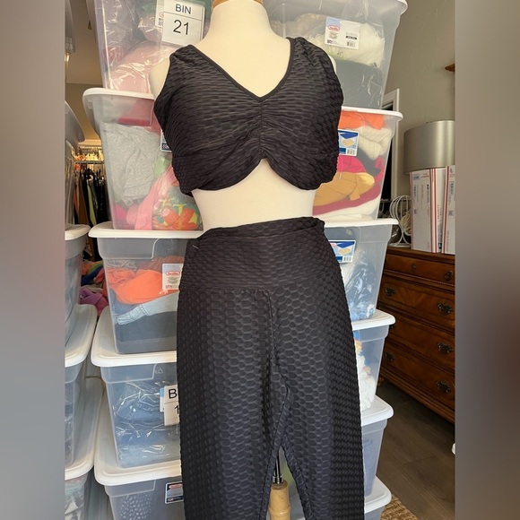 sofia by sofia vergara Pants - Workout Set